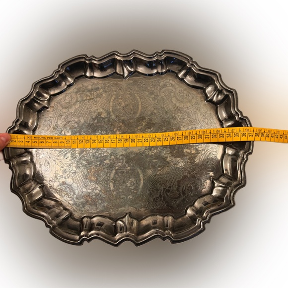 Leonard silver pleated tray - Picture 4 of 8
